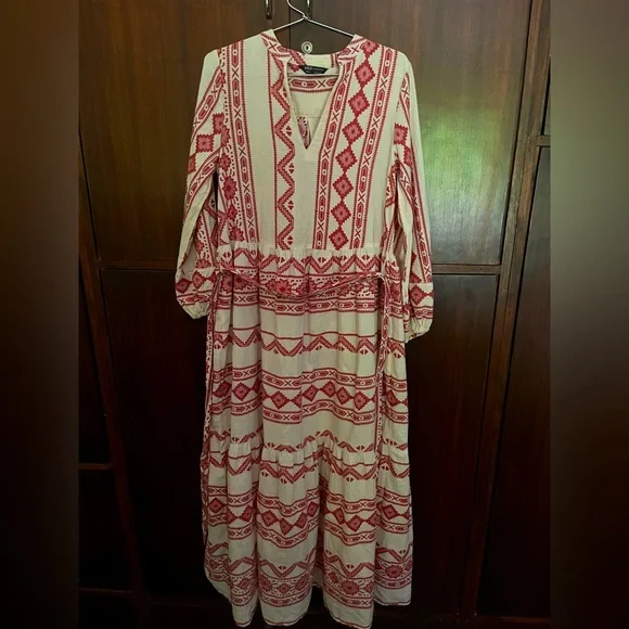 Marks & Spencer Cotton Rich Jacquard Maxi Dress (Size: UK 8 - UK 10) - Picture 4 of 8